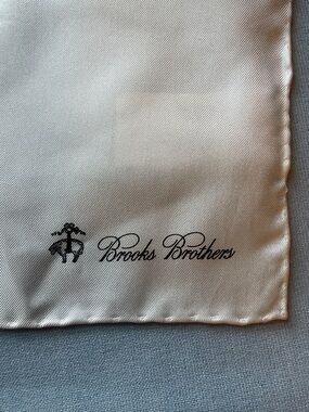 Brooks Brothers White pocket silk/square with Black Logo Trim 100% silk